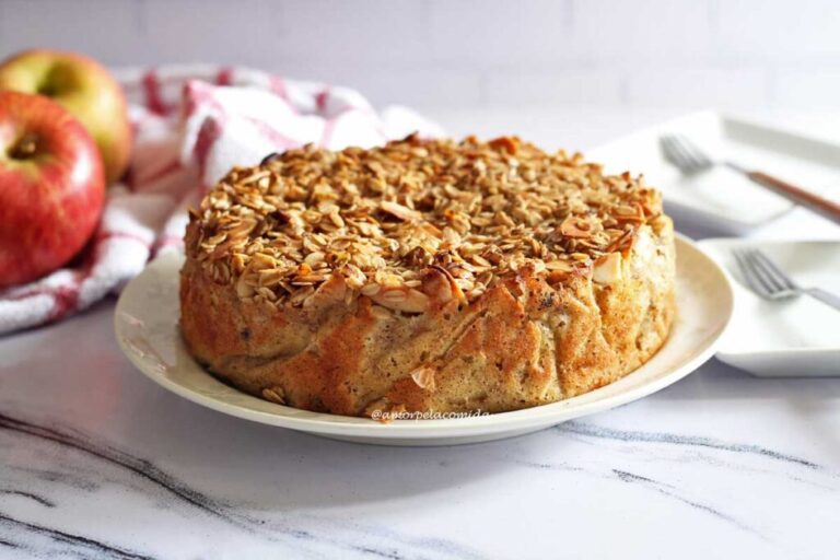 Deliciosa torta de maçã saudável e sem restrições!